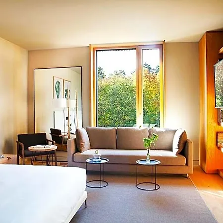ホテル Arima & - Small Luxury 4*