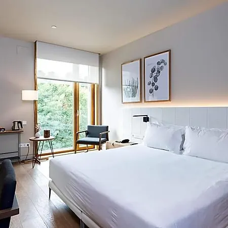 Arima & - Small Luxury Hotel